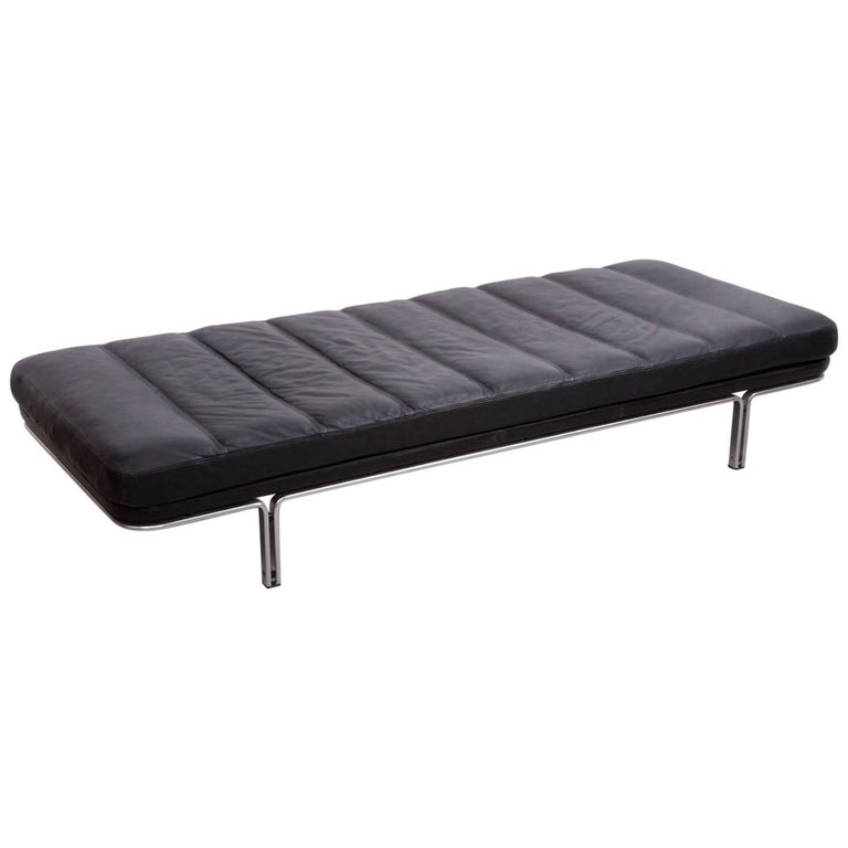 Brayton International Leather Daybed At 1stdibs Horst Bruning Daybed In Original Black Leather And Chrome For Kill International