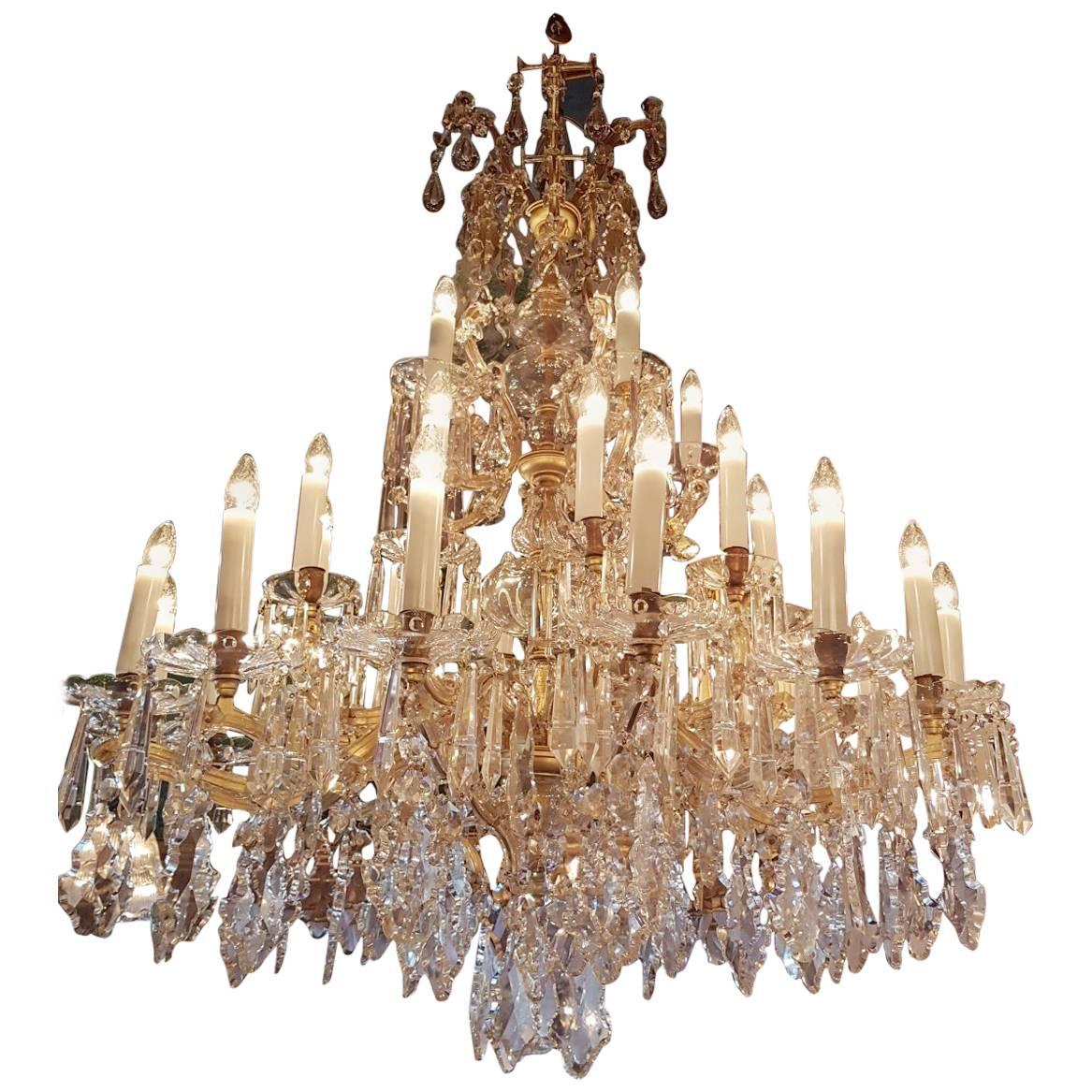 Large French Maria Theresia Chandelier with 30 Lights, Cage Model 20th Century For Sale