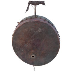Tambour de Shaman avec oiseau sculpté du Népal, milieu du 20e siècle