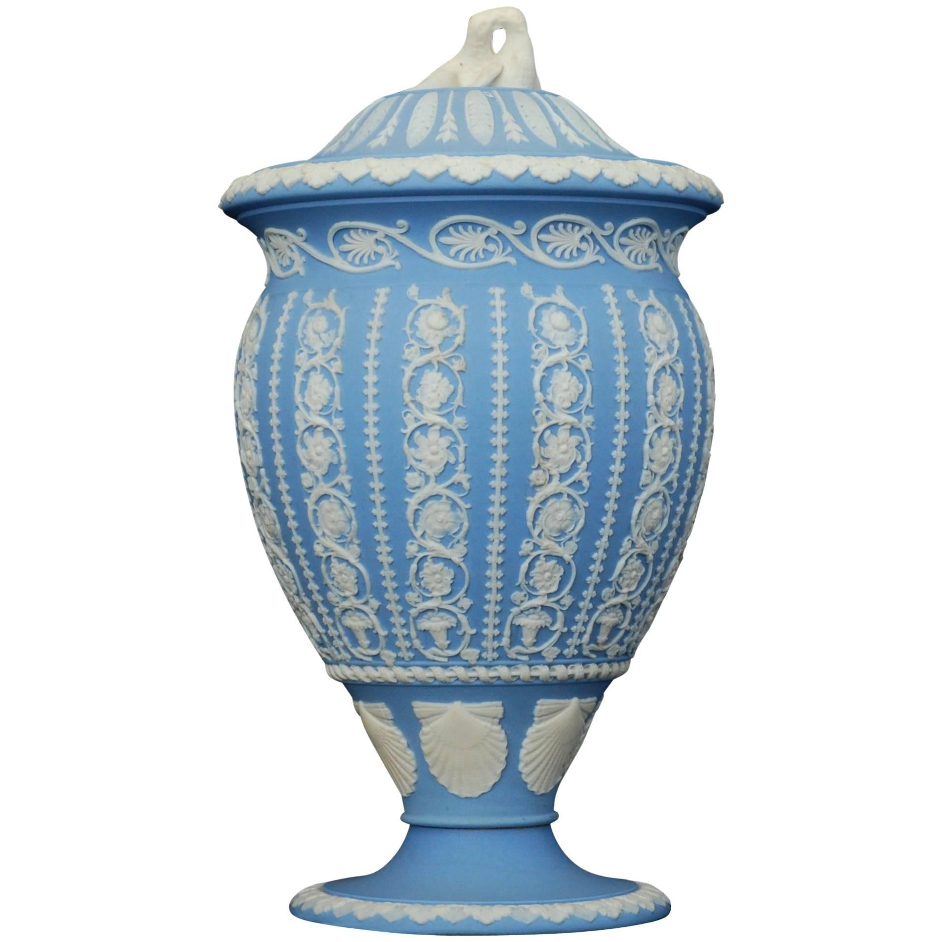 Jasperware Vase, Shell and Arabeqsue, Wedgwood, circa 1800