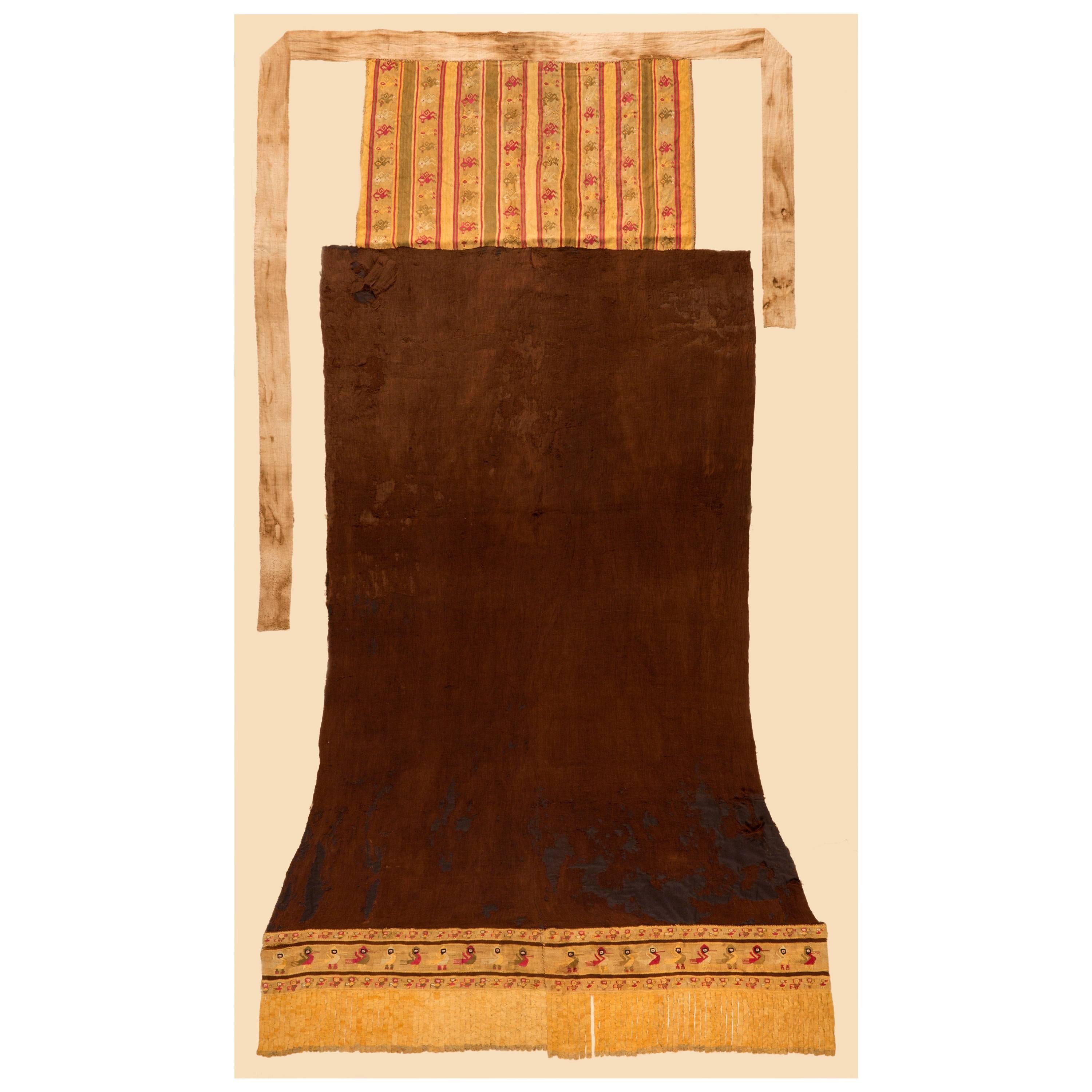 Complete Pre-Columbian Chancay Tapa-Rabo Textile, Peru, 1000-1450
