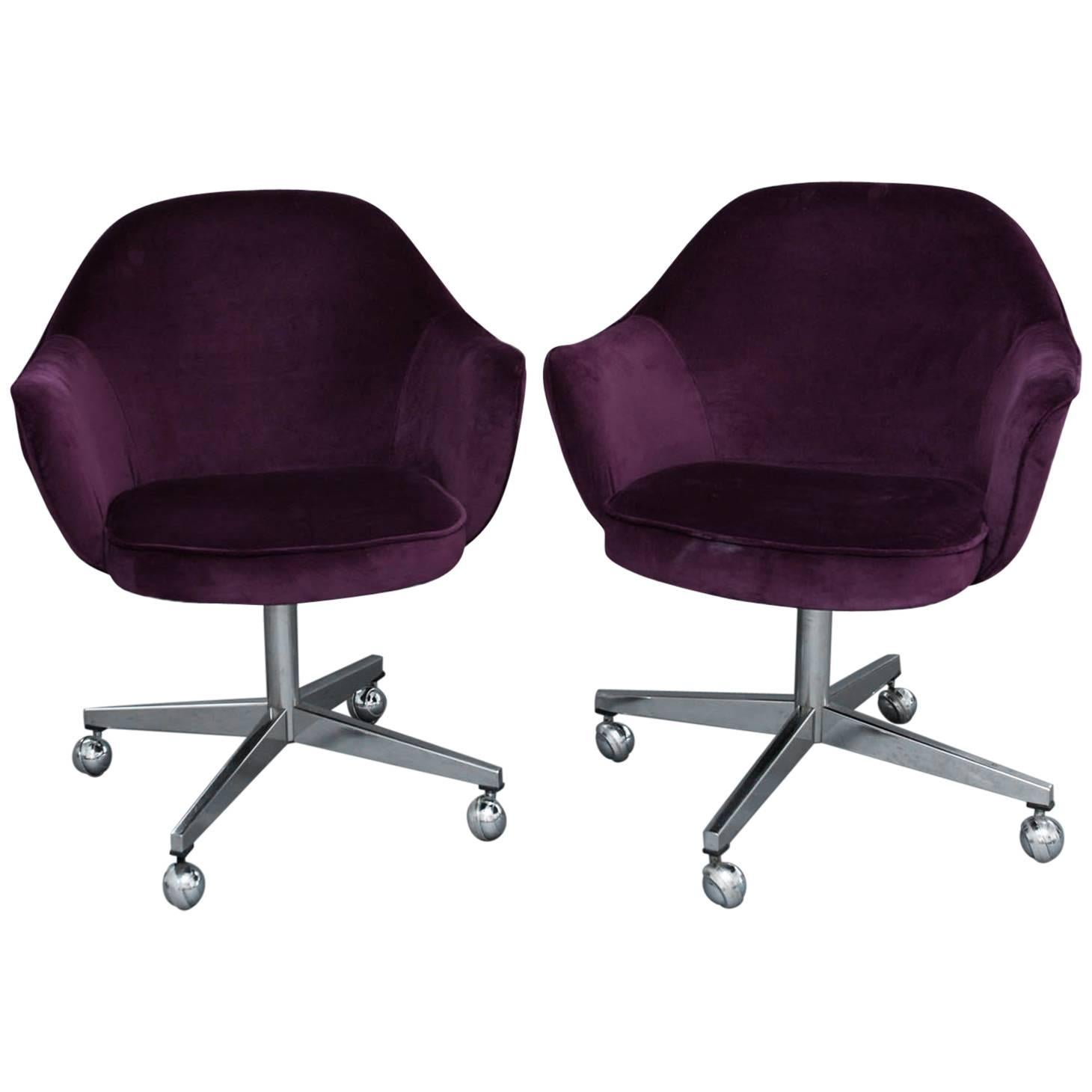 Pair of Saarinen for Knoll Executive Swivel Chairs