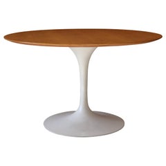 Early Eero Sarrinen for Knoll Tulip Dining Table in Oak and Solid Cast Iron