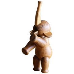Früher Kay Bojesen Elefant aus Eichenholz
