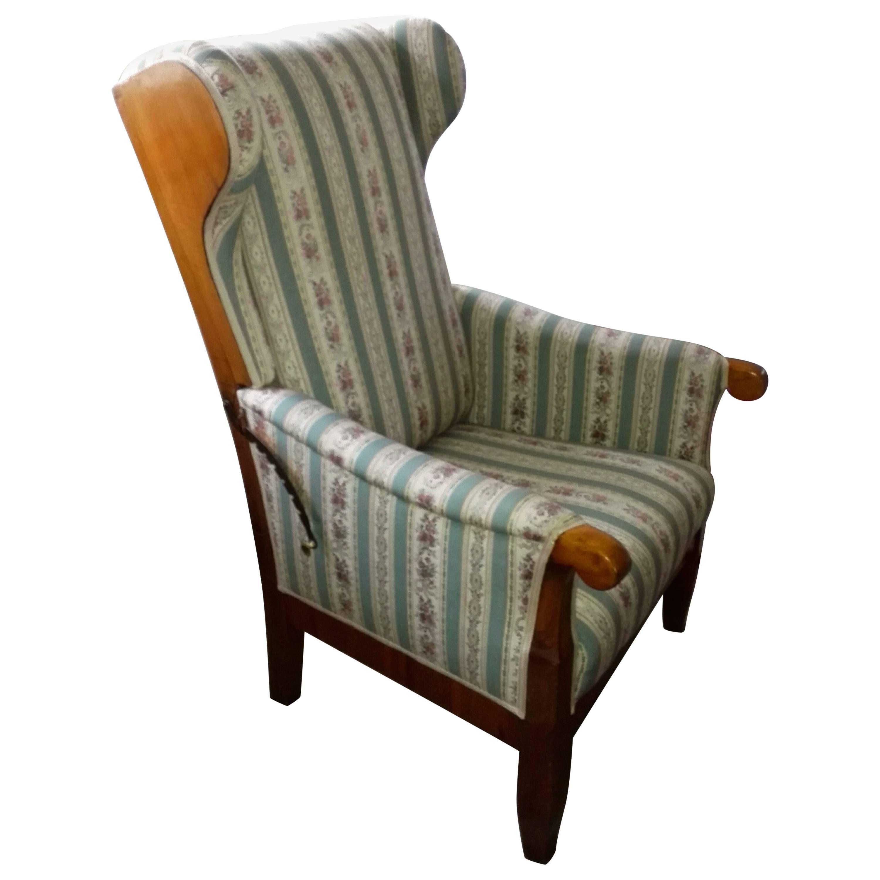 Wing Chair Walnut Solid Hand, Forget Mountings, France, 19th Century Restored For Sale