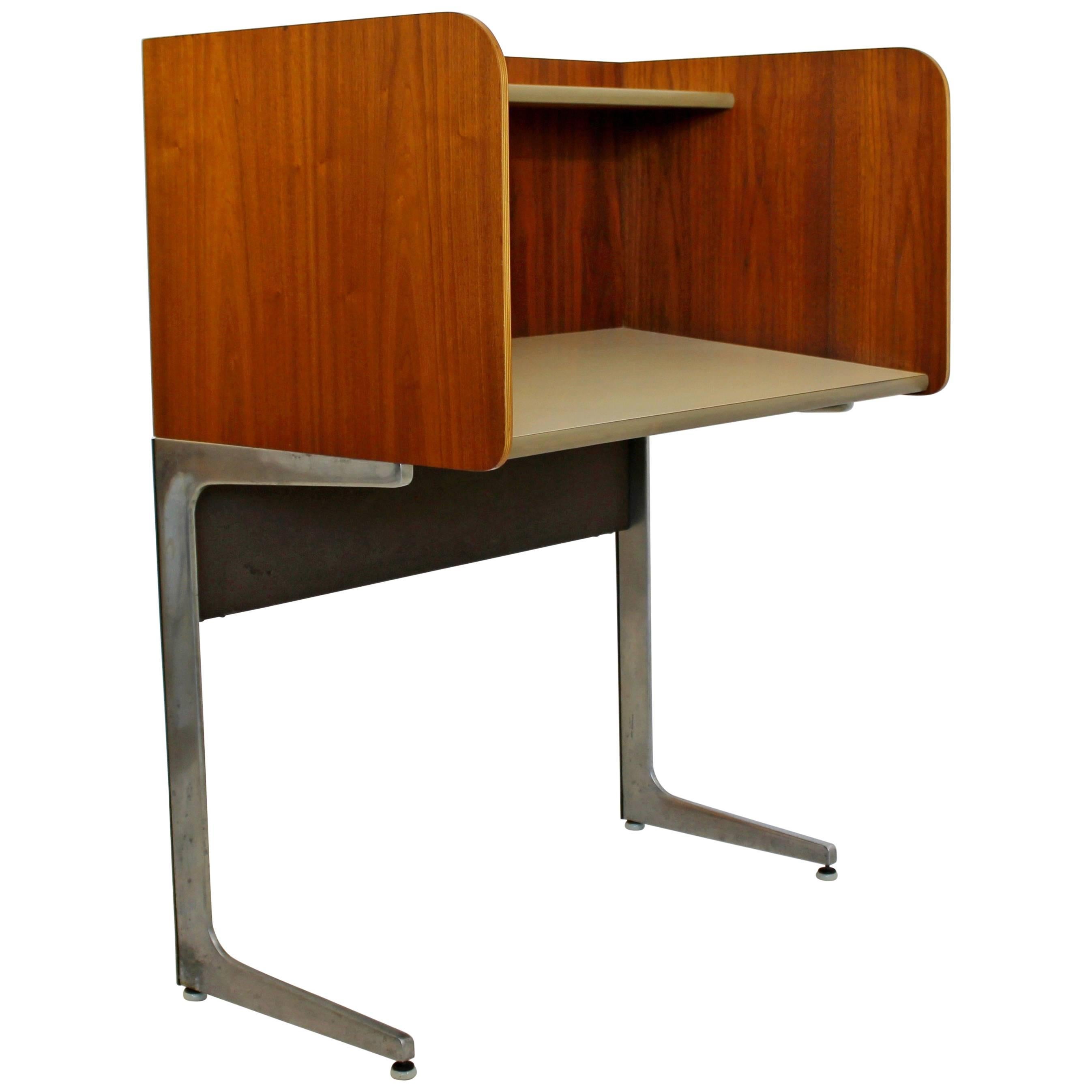 Mid-Century Modern Rare Herman Miller Upright Privacy Desk, 1960s