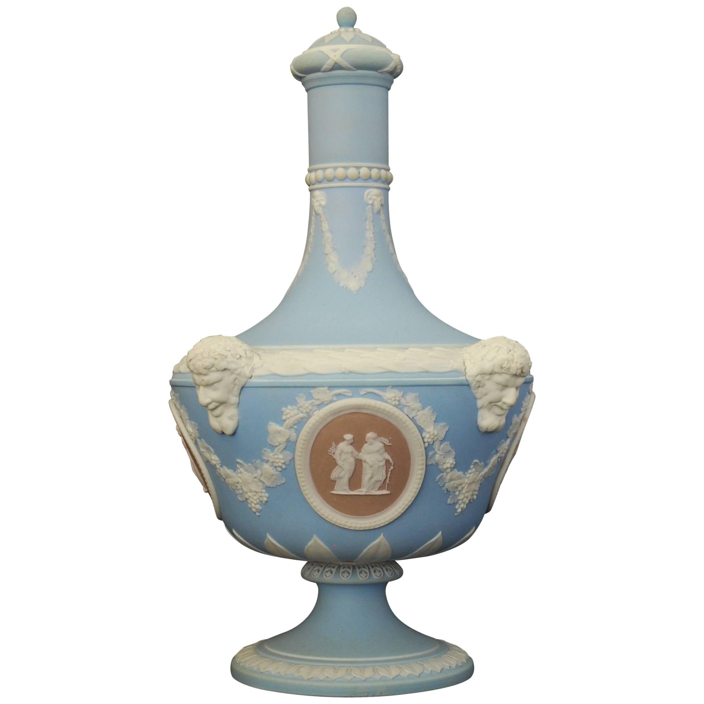 'Barber Bottle' Vase, Tricolor, Wedgwood, circa 1880