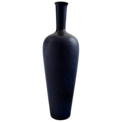 Vase en céramique artisanale de Friberg Studio, glaçure unique, magnifique aux abat-jour bleu foncé