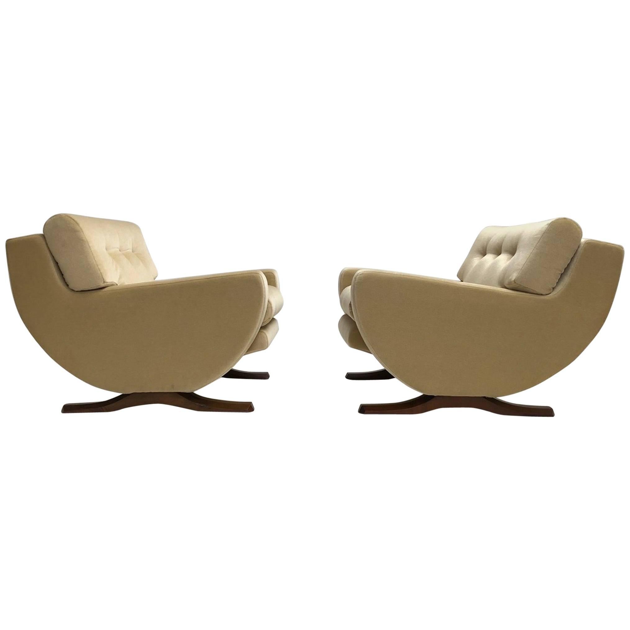 Rare Mohair Lounge Chairs by Italian Sculptor Franz T Sartori, Flexform, 1965