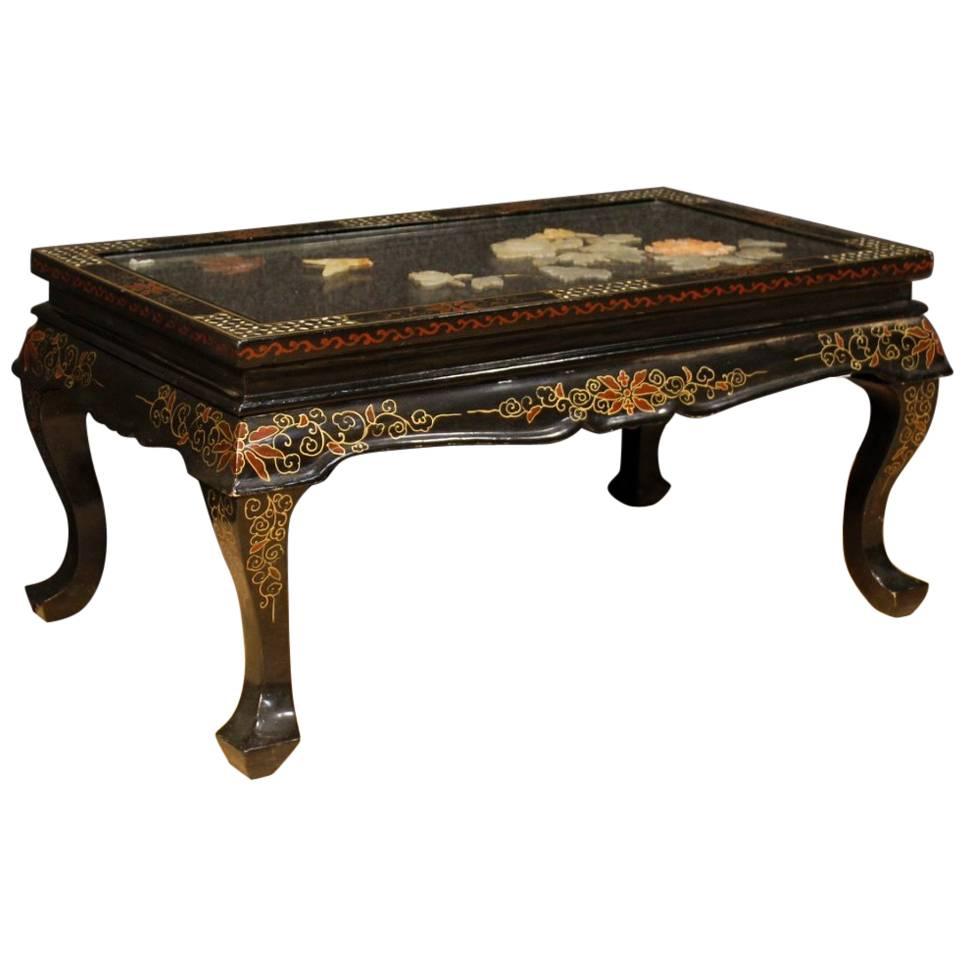French Coffee Table in Lacquered, Gilt, Painted Chinoiserie Wood, 20th Century