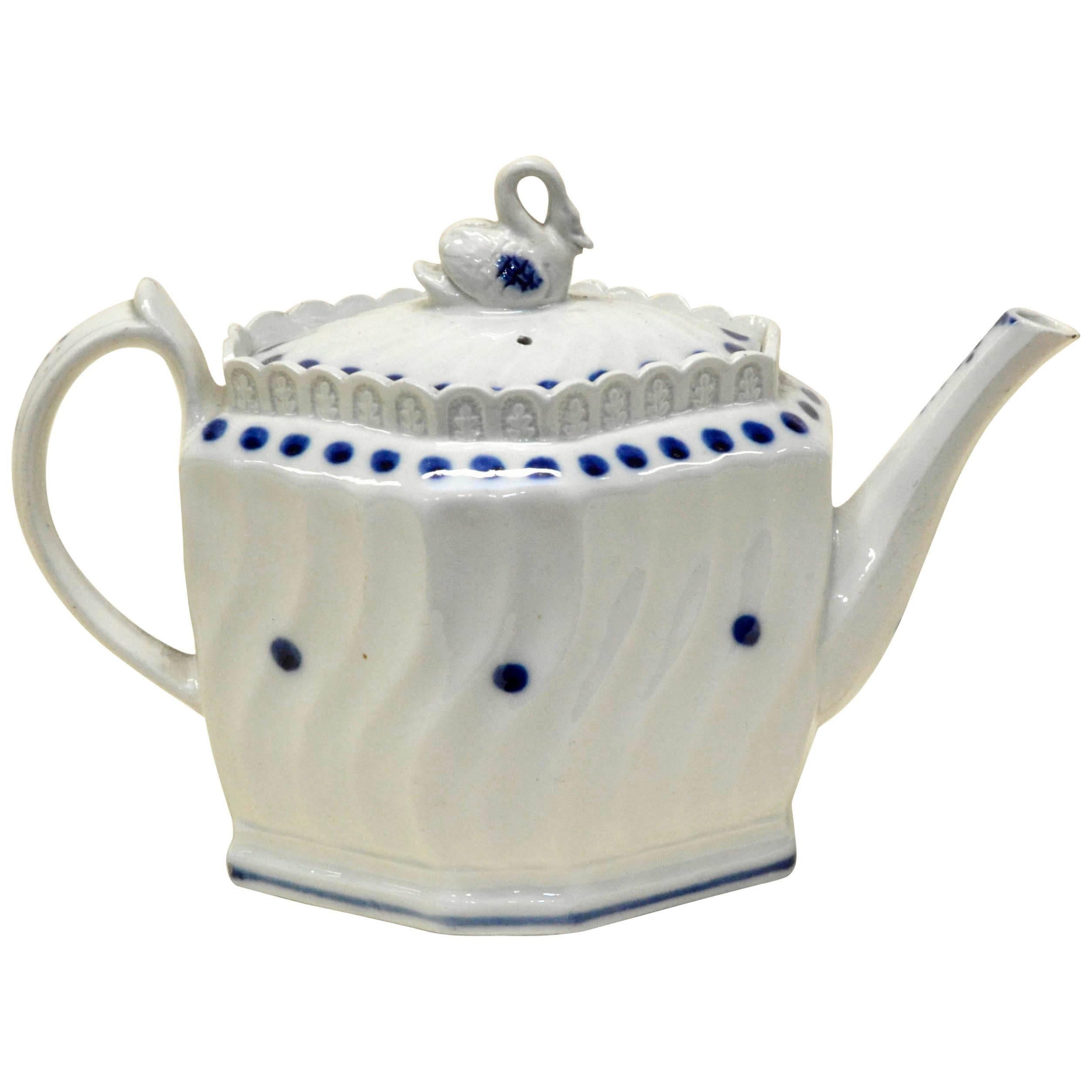 Early 1800 English Octagonal Lead-Glazed Earthenware Teapot with Swan Finial For Sale