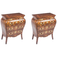 Antique Pair of Italian Burr Walnut Commodini Bedside Chests 18th Century