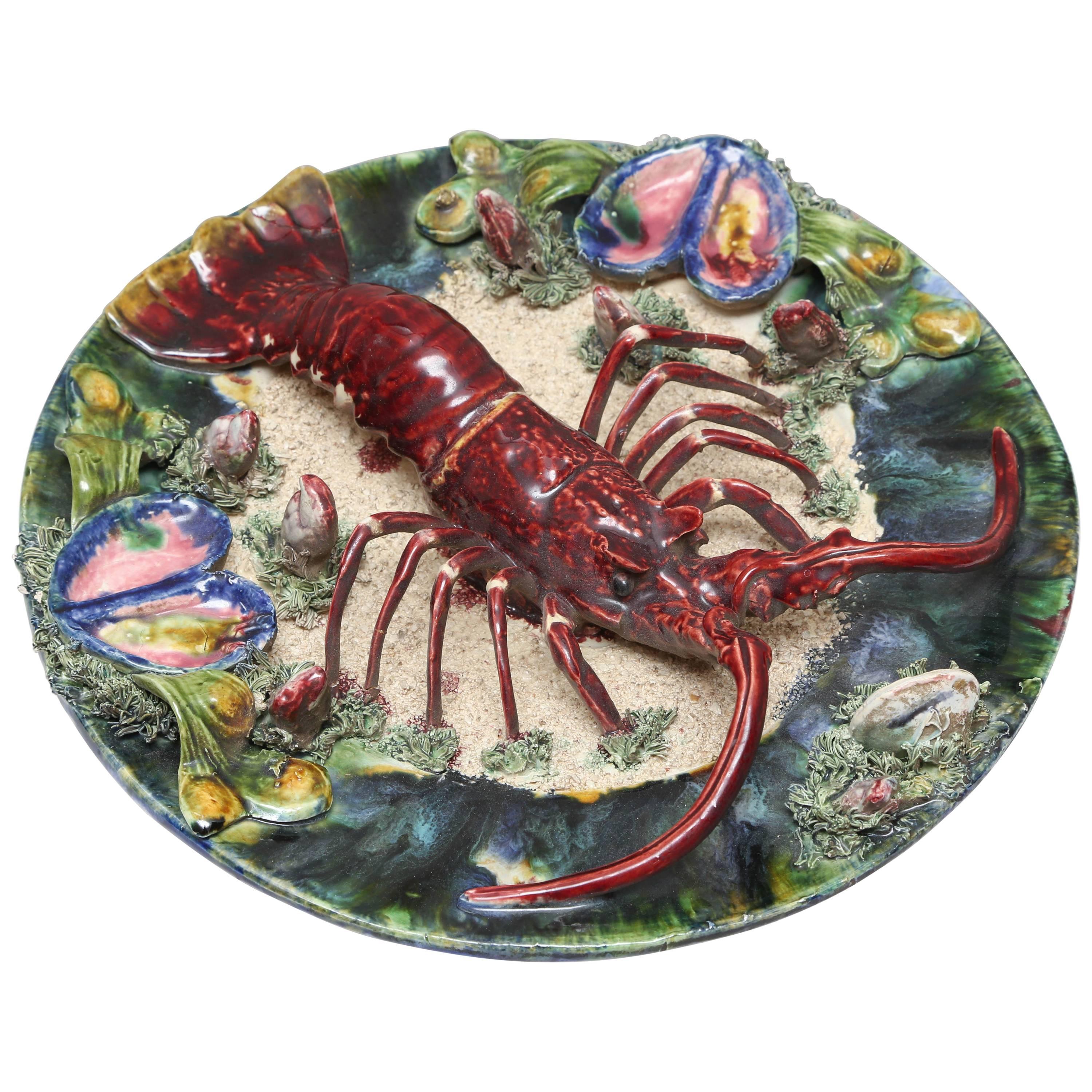 Assiette de présentation de homard en majolique en vente