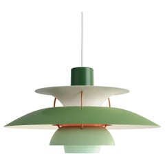 Lampe à suspension PH 5 Poul Henningsen pour Louis Poulsen en vert