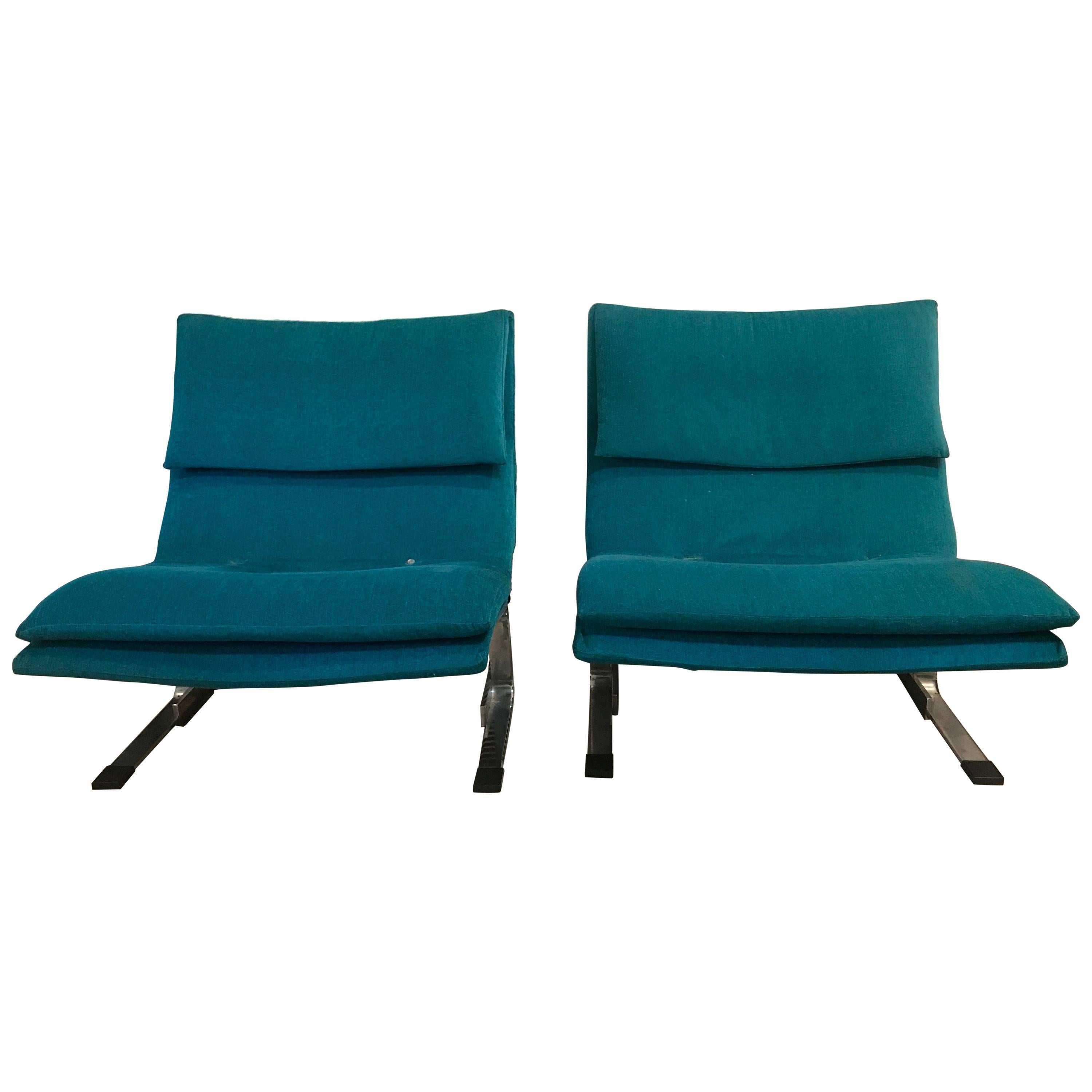 Pair of Italian Chrome Lounge Chairs Restored Saporiti  For Sale