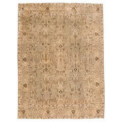 Tapis persan Tabriz ancien beige sur toute sa surface