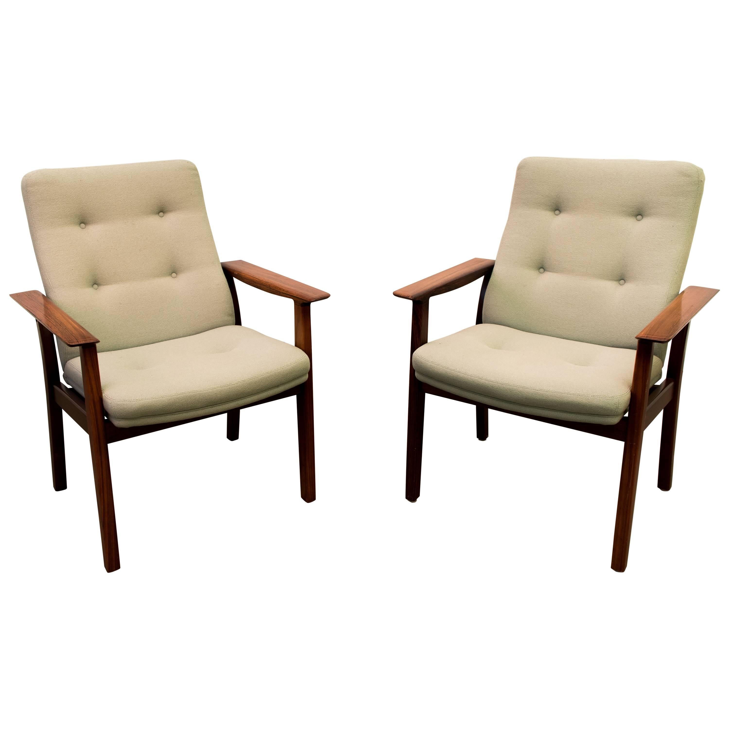 Pair of Mid-Century Modern Cream Fabric and Rosewood Armchairs, 1960s