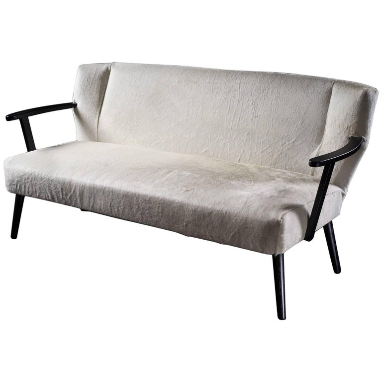 Sofa Alpina White Cowhide Upholstery Sofa Alpina White Cowhide Upholstery