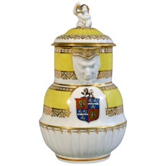 Antique Chamberlain Worcester Yellow-Ground Porcelain Armorial Jug and Cover, circa 1800