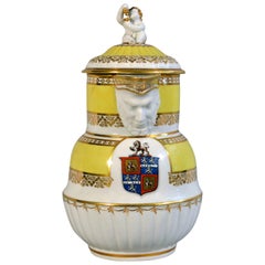 Chamberlain Worcester Yellow-Ground Porcelain Armorial Jug and Cover, circa 1800