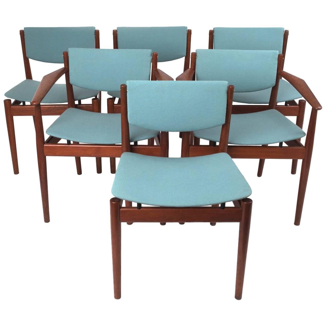 Finn Juhl Set of Six Scandinavian Modern Teak Dining Chairs, Denmark 1960's