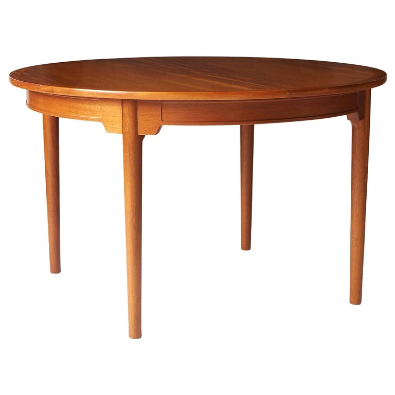 Dining Table by Hans Wegner For Sale