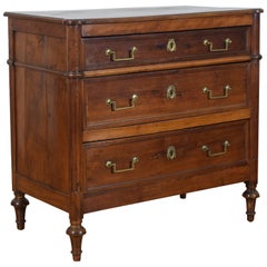 French Walnut Louis XVI Petite Three-Drawer Commode Late 18th-Early 19th Century