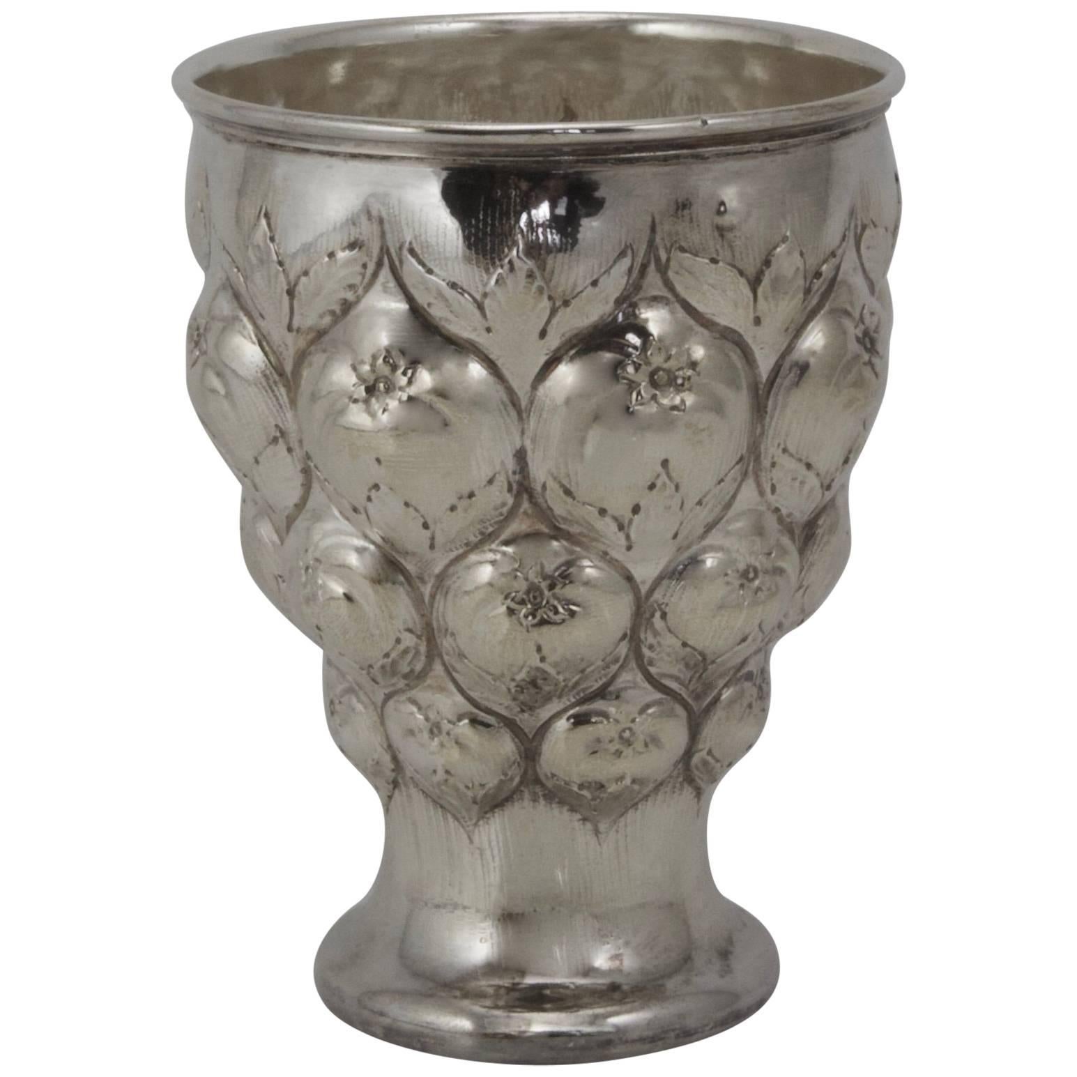 19th Century Sterling Silver Ananas Cup For Sale