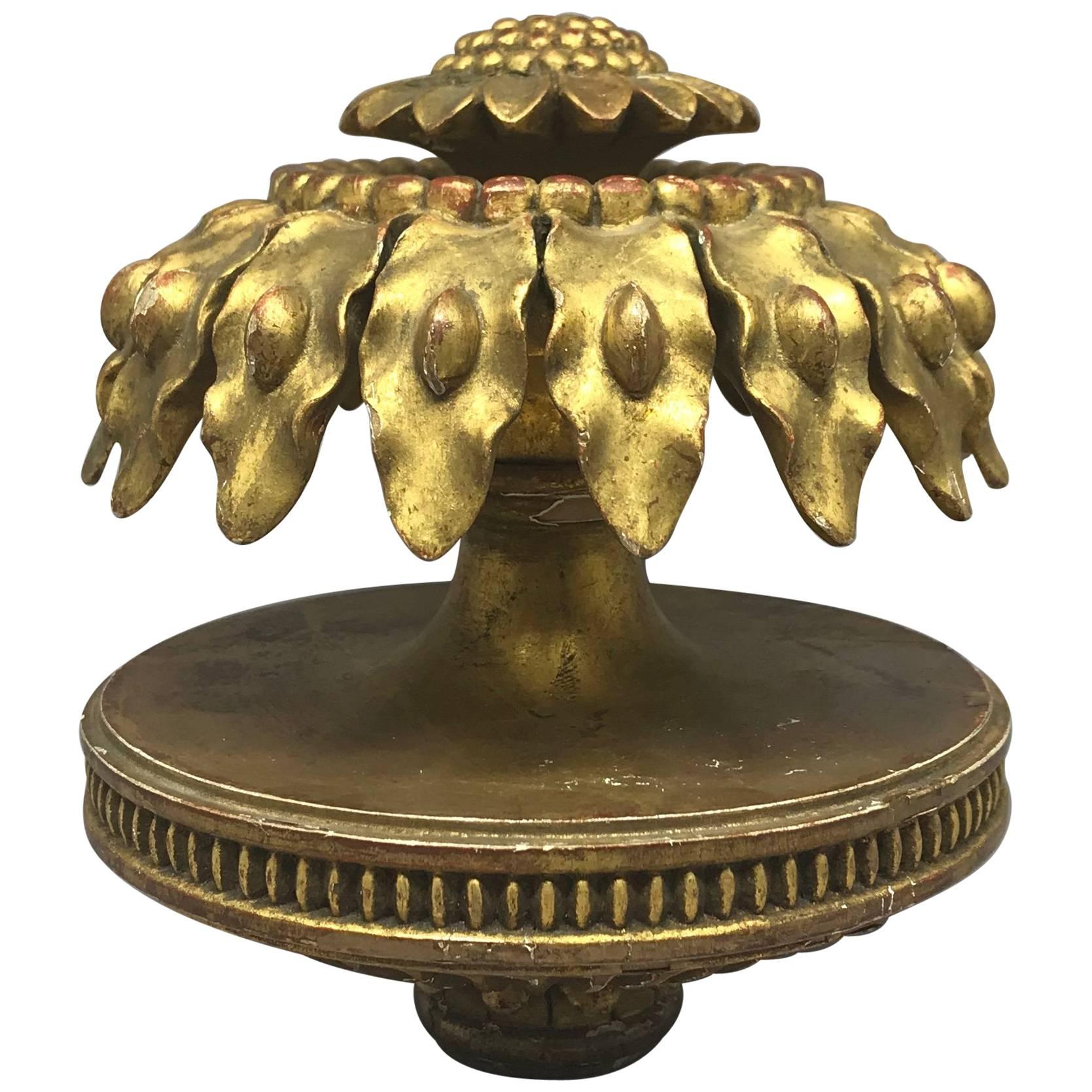 Ornement de fleuron en bois doré sculpté en forme de tournesol en vente
