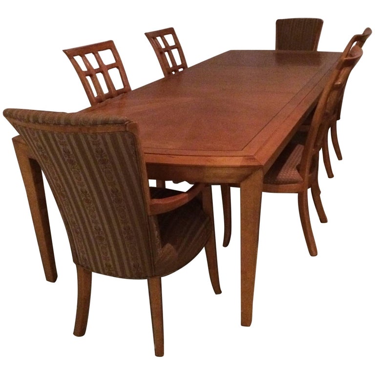 Delightful henredon round dining table Magnificent Very Long Maple Dining Table And Six Matching Chairs By Henredon For Sale At 1stdibs