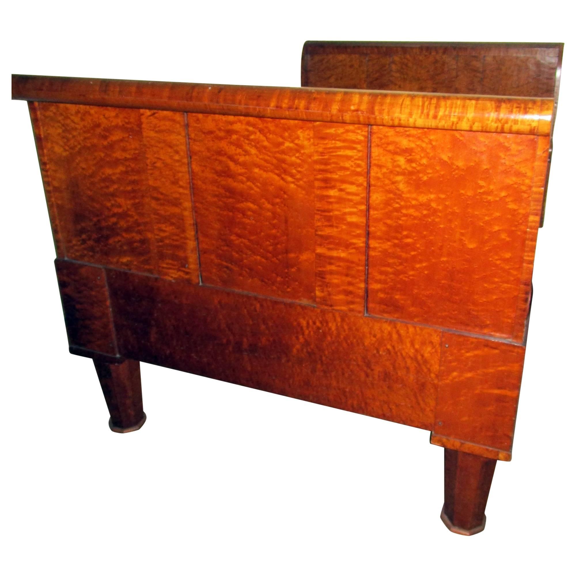 19th century American Bird's-Eye and Tiger Maple Sleigh Bed