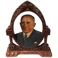 Oval Fotoescultura of Old Man in a blue suit