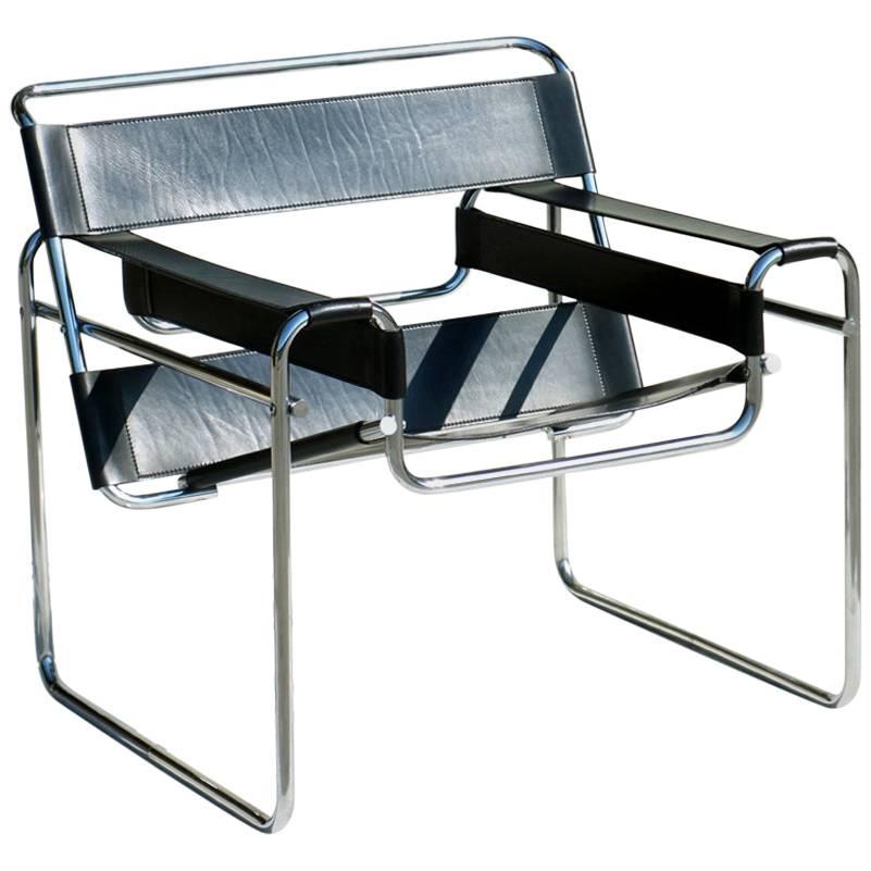 "Wassily" by Marcel Breuer Bauhaus Style 1970s Design Black Leather Armchair