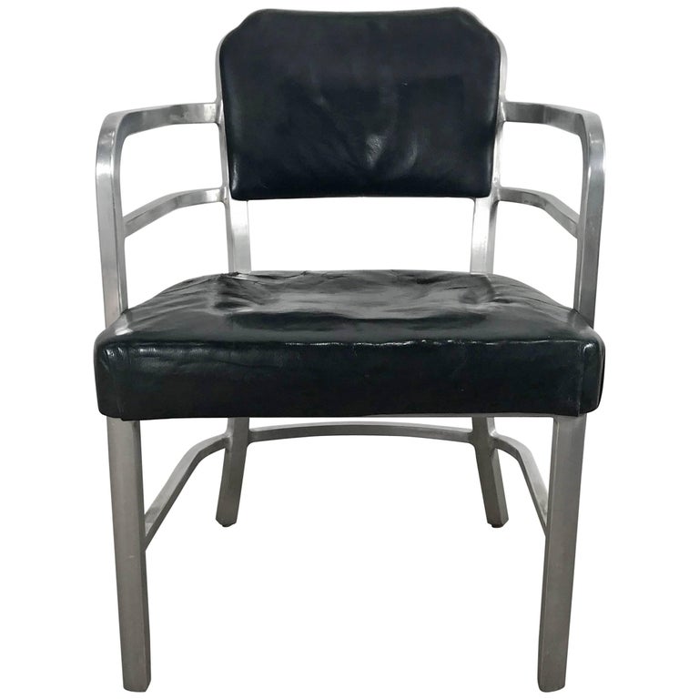 Good form store aluminum chair