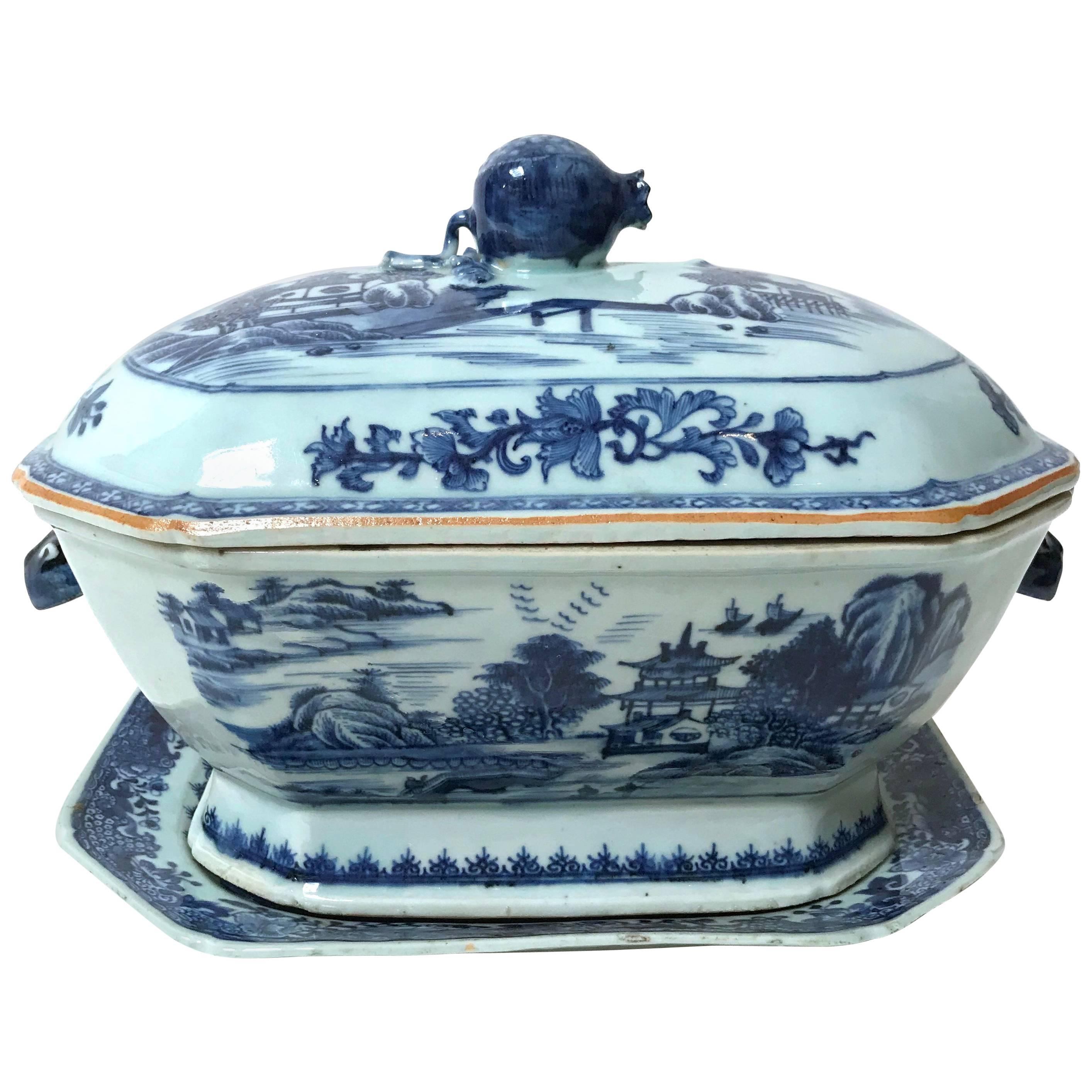 Chinese Export Blue and White Tureen and Underplate, circa 1790
