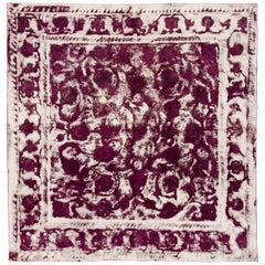 Tapis persan carré violet vieilli vintage