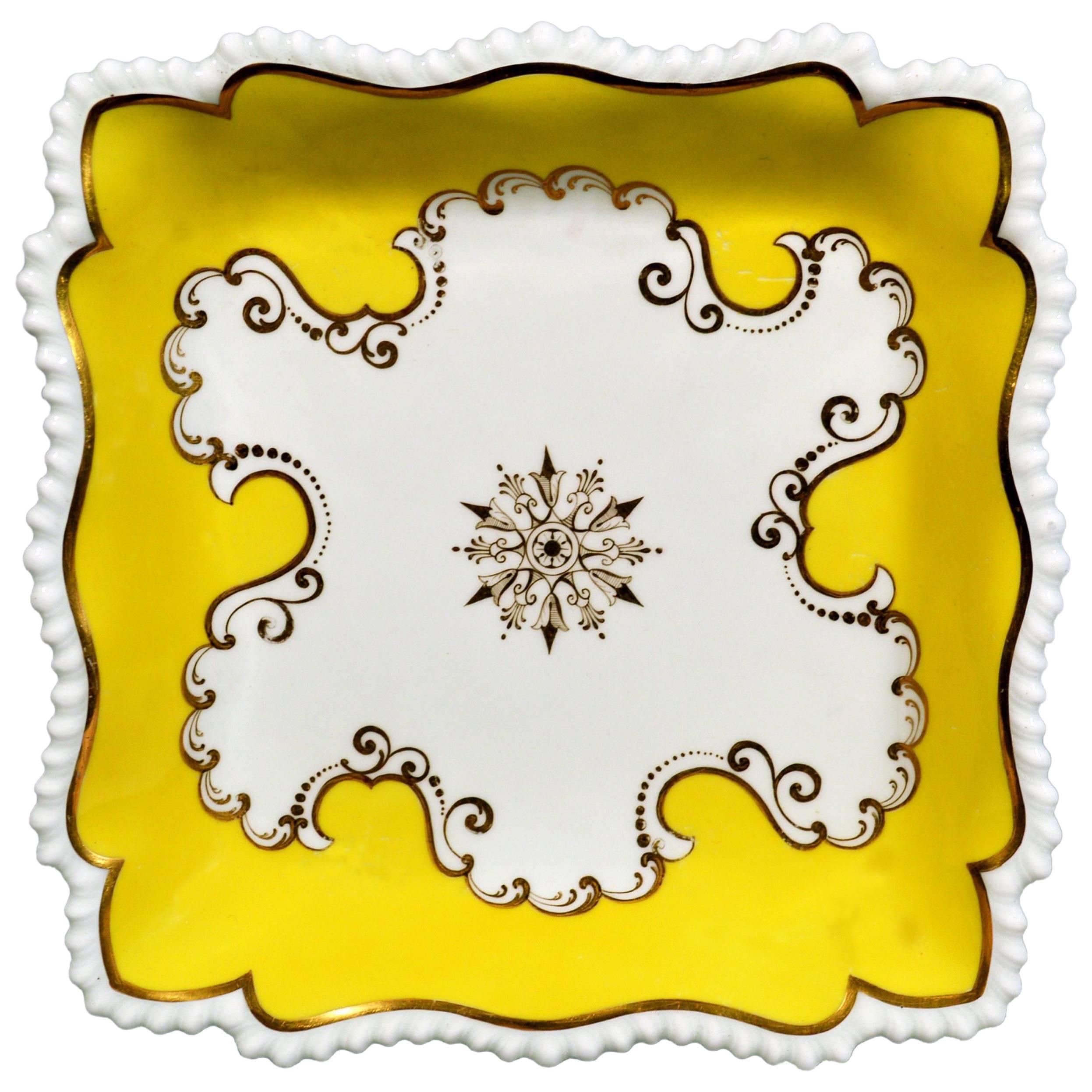 Flight, Barr & Barr Worcester Yellow Ground Square Porcelain Dishes, circa 1820