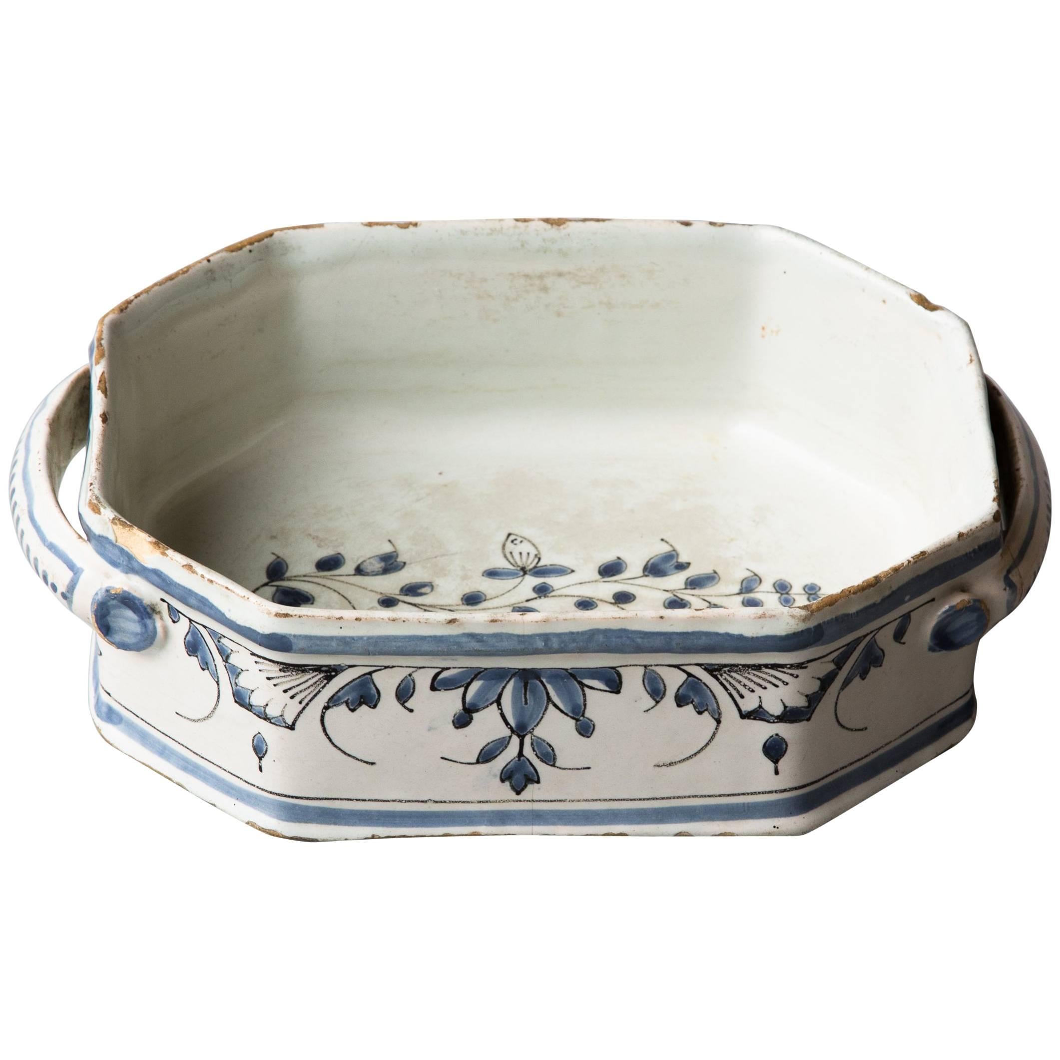 18th Century Blue and White Faience 'Bassin' or Jardiniere, France, circa 1760 For Sale