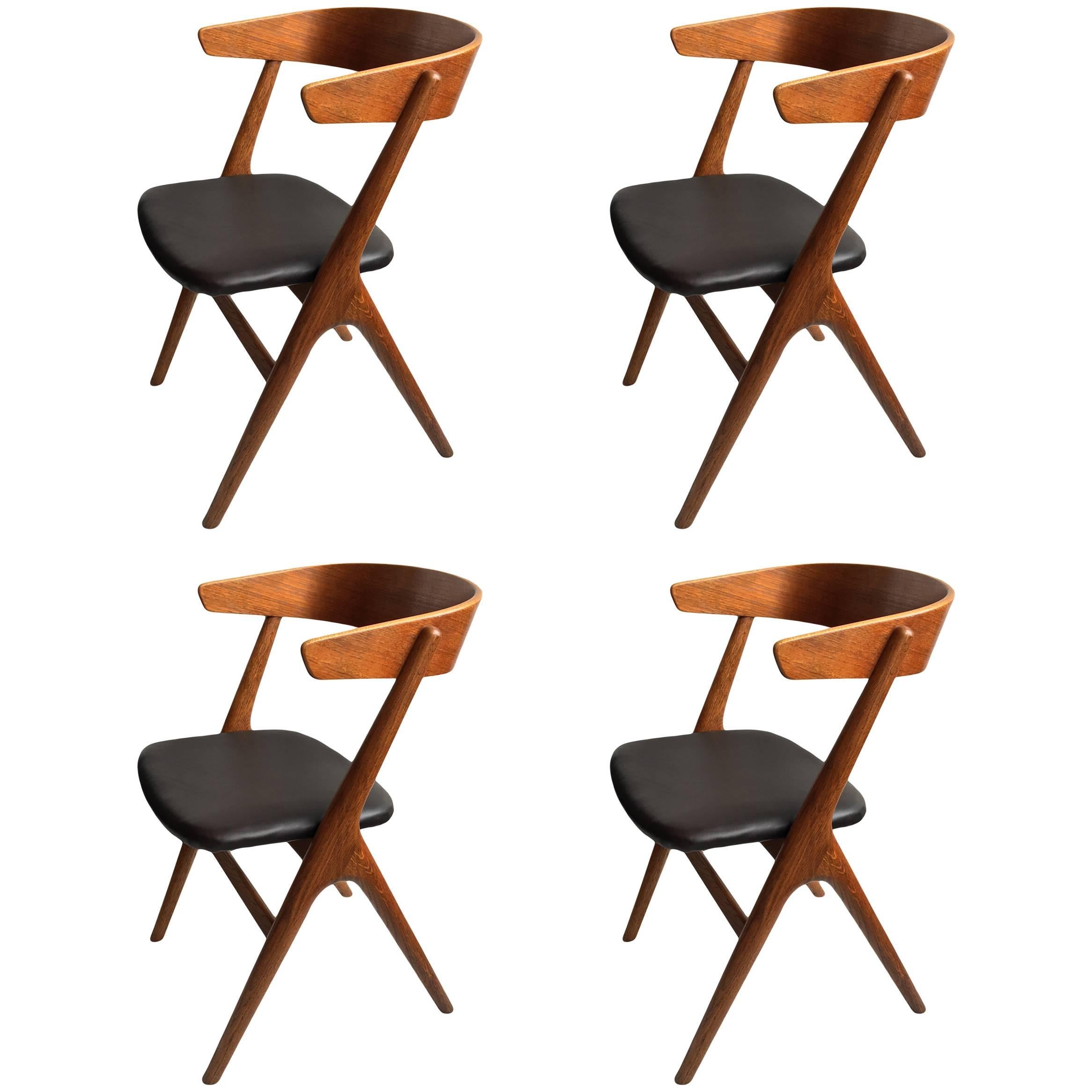 Helge Sibast, Rare Set of Four Chairs, Fully Refurbished