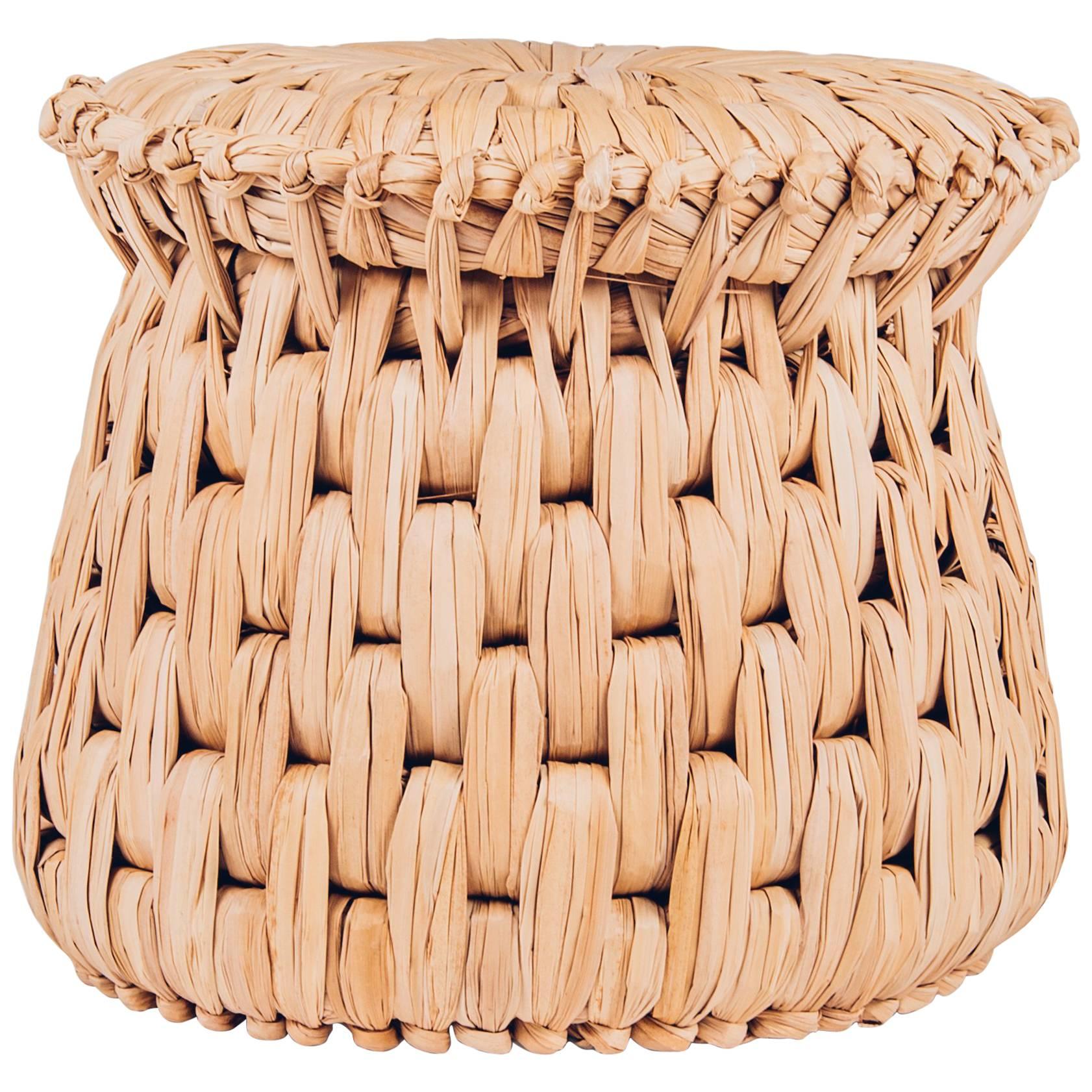 Handgefertigter Palm Woven Tule Hocker/Ottoman von Txt-ure für Luteca