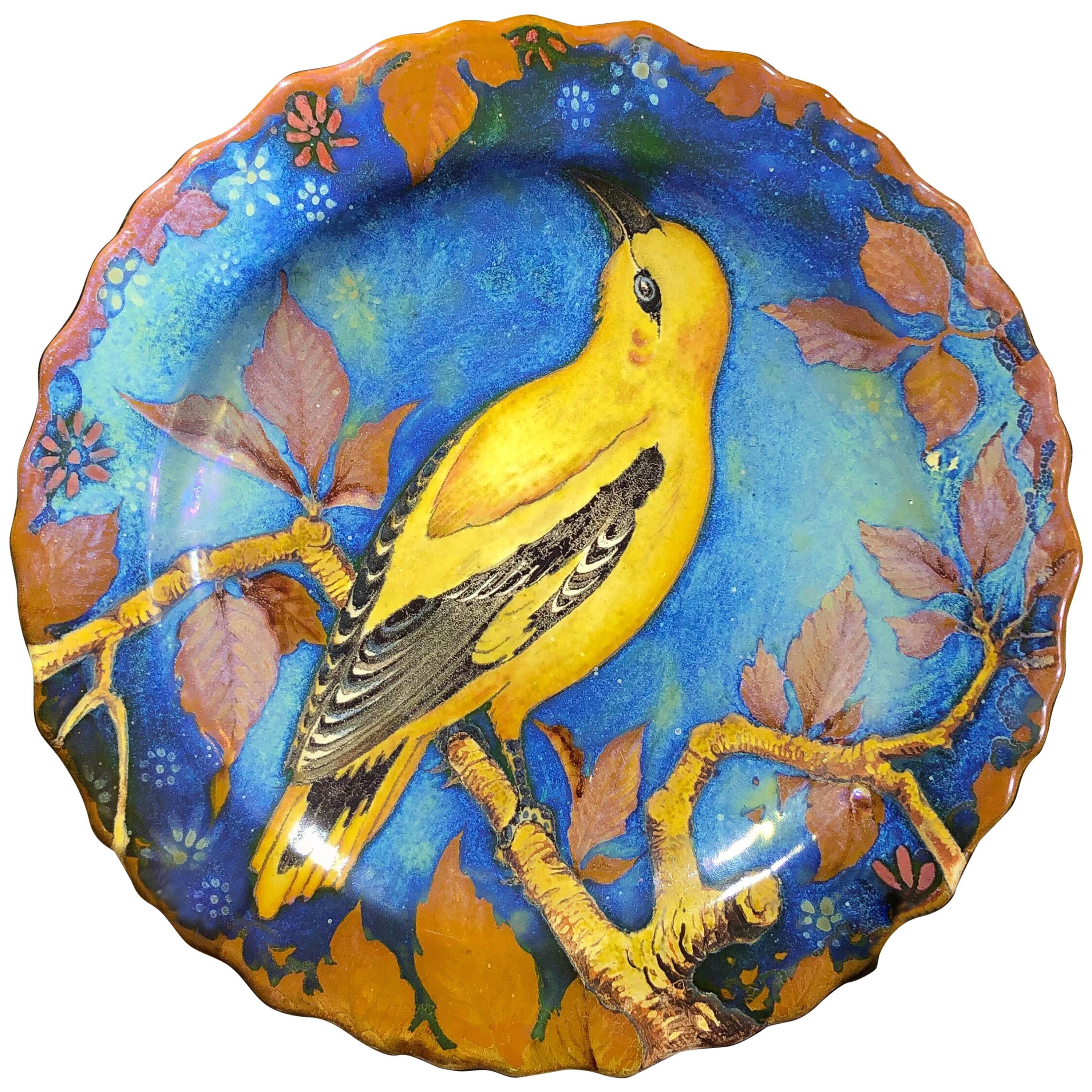 Gouda Charger, 'Unique' Ware, Bird by Johannes van Schaick, circa 1930 For Sale