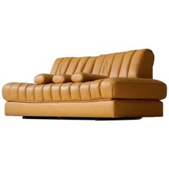 Vintage DS 85 De Sede Leather Sofa Daybed Canapé Chaise Longue