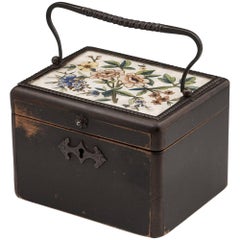 Continental Georgian Wooden Sycamore Hungarian Tea Caddy, Early 19th Century