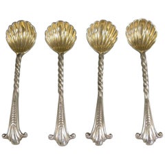 Set Four Victorian Onslow Pattern Silver Salt Spoons, London, 1879