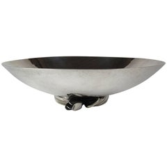 Mid-Century Modern Janiye Atelier Hand-Wrought Sterling Silver Bowl