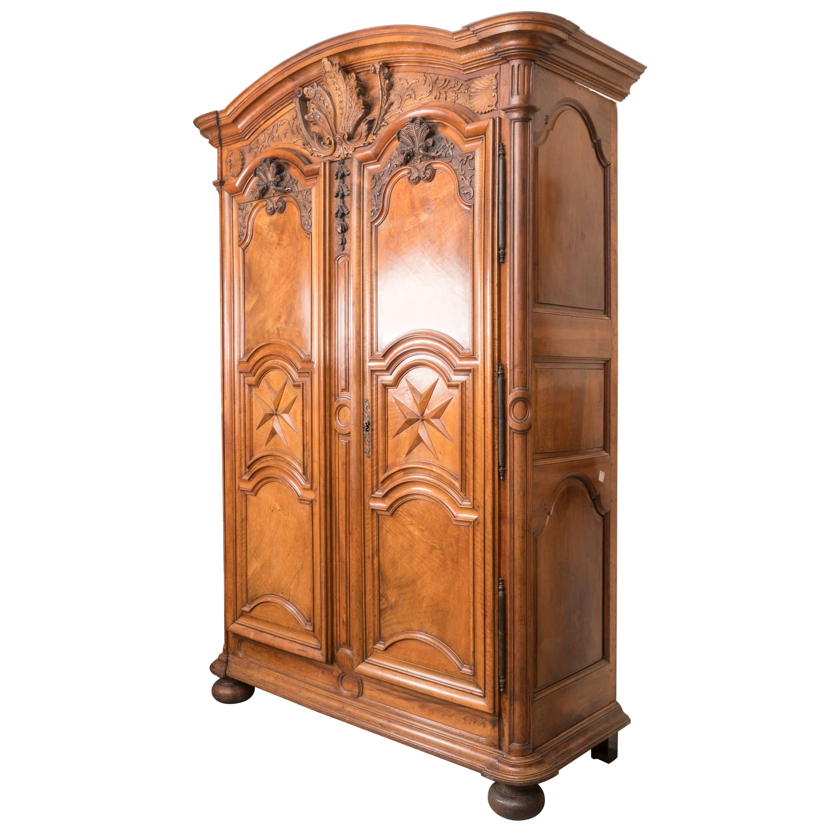Exceptional 18th Century Regence Walnut Armoire For Sale