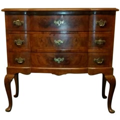 Barock Style Small Chest of Drawers Burl Walnut, Italy, 20th Century