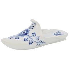 Antique Meissen Porcelain Blue Onion Pattern Shoe or Slipper Paperweight