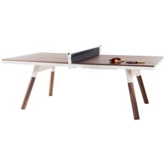 Table de ping-pong You & Me Wooden Top 220 en noyer et blanc de RS Barcelona