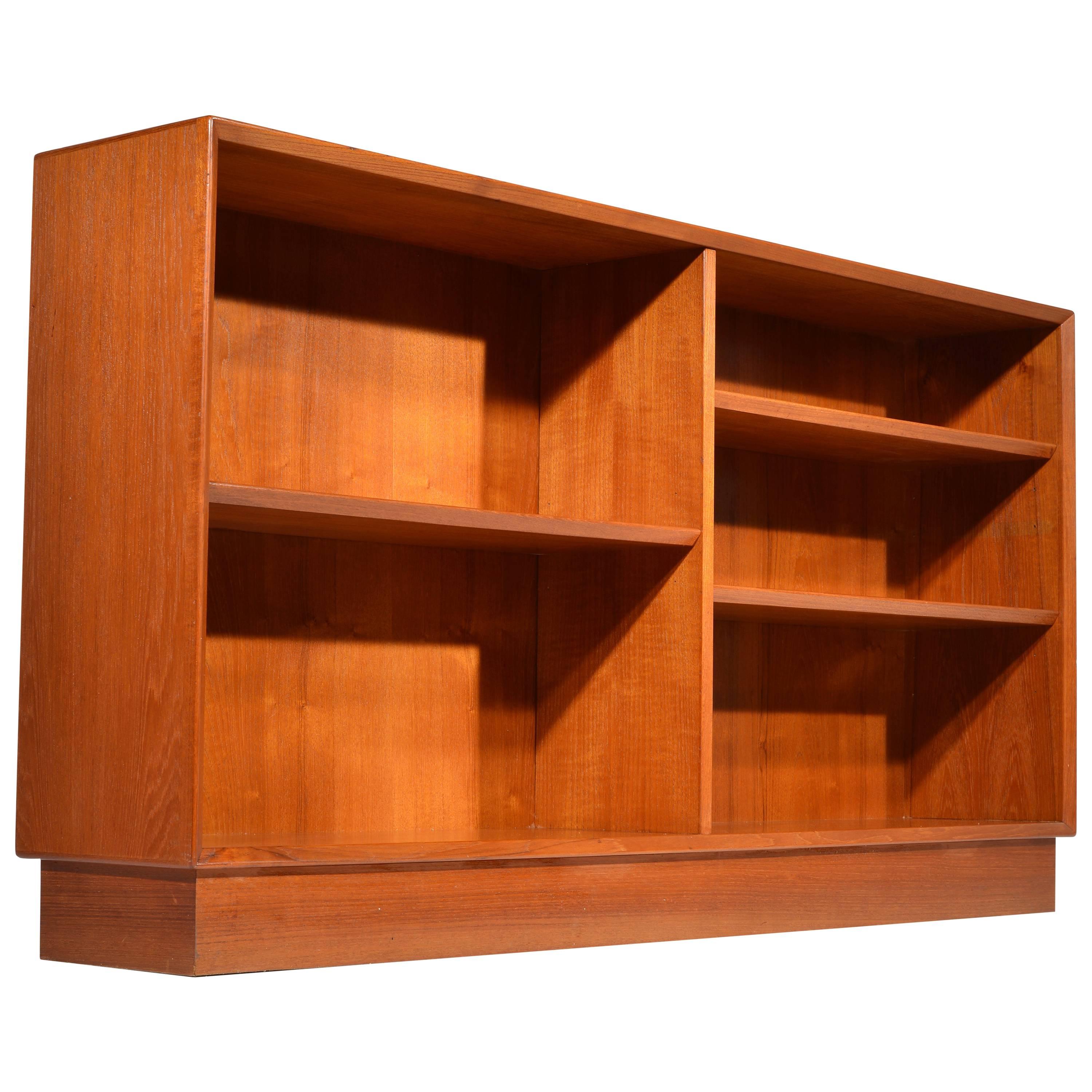 Danish Modern Teak Bookshelf at 1stDibs